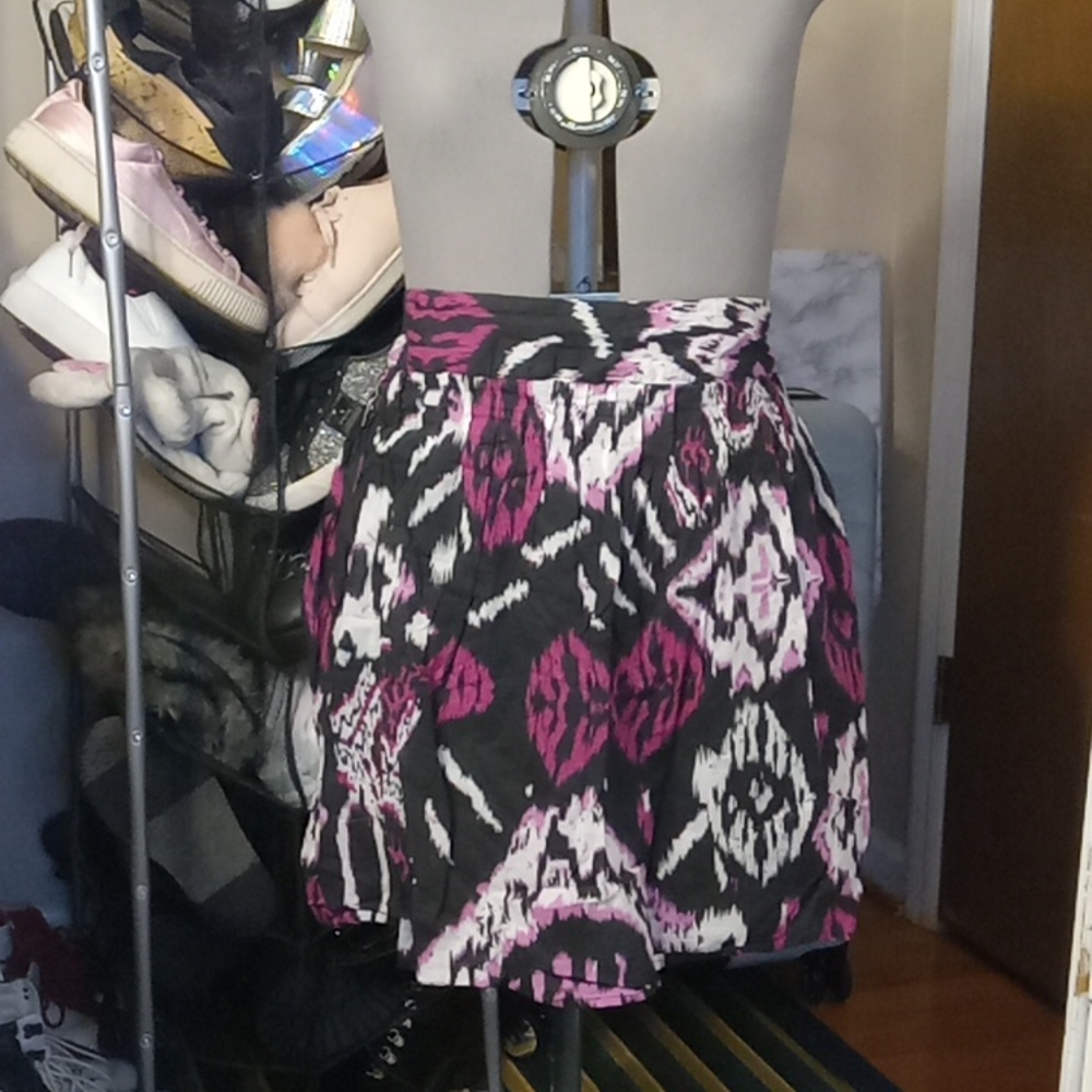 Madison Skirt (yes, she has pockets)